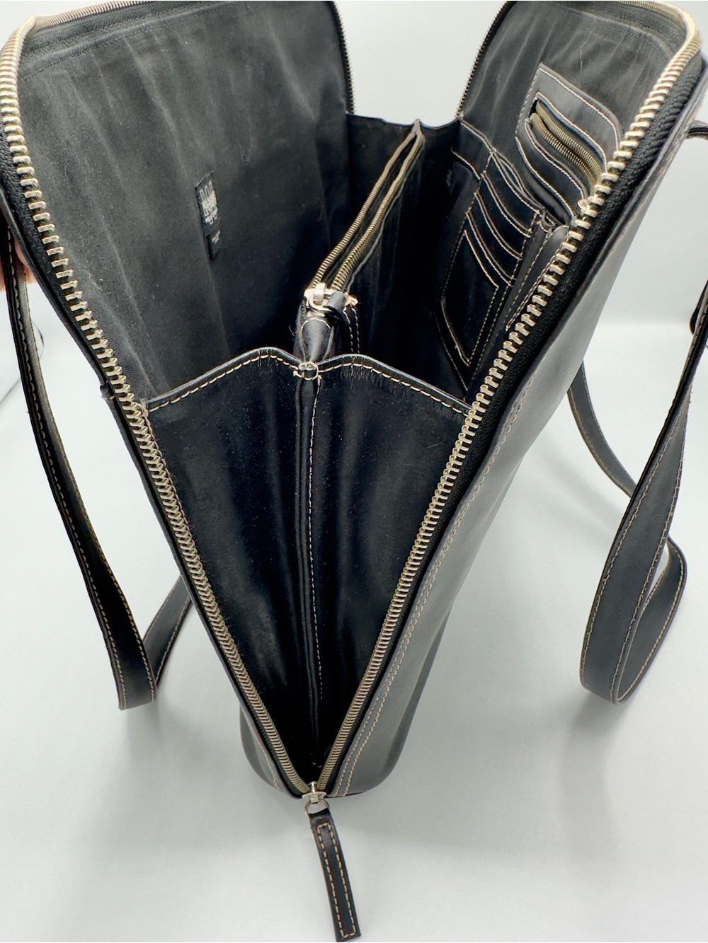 Wilsons Leather Pelle Studio Black Leather Laptop Tote Bag - Picture 16 of 16